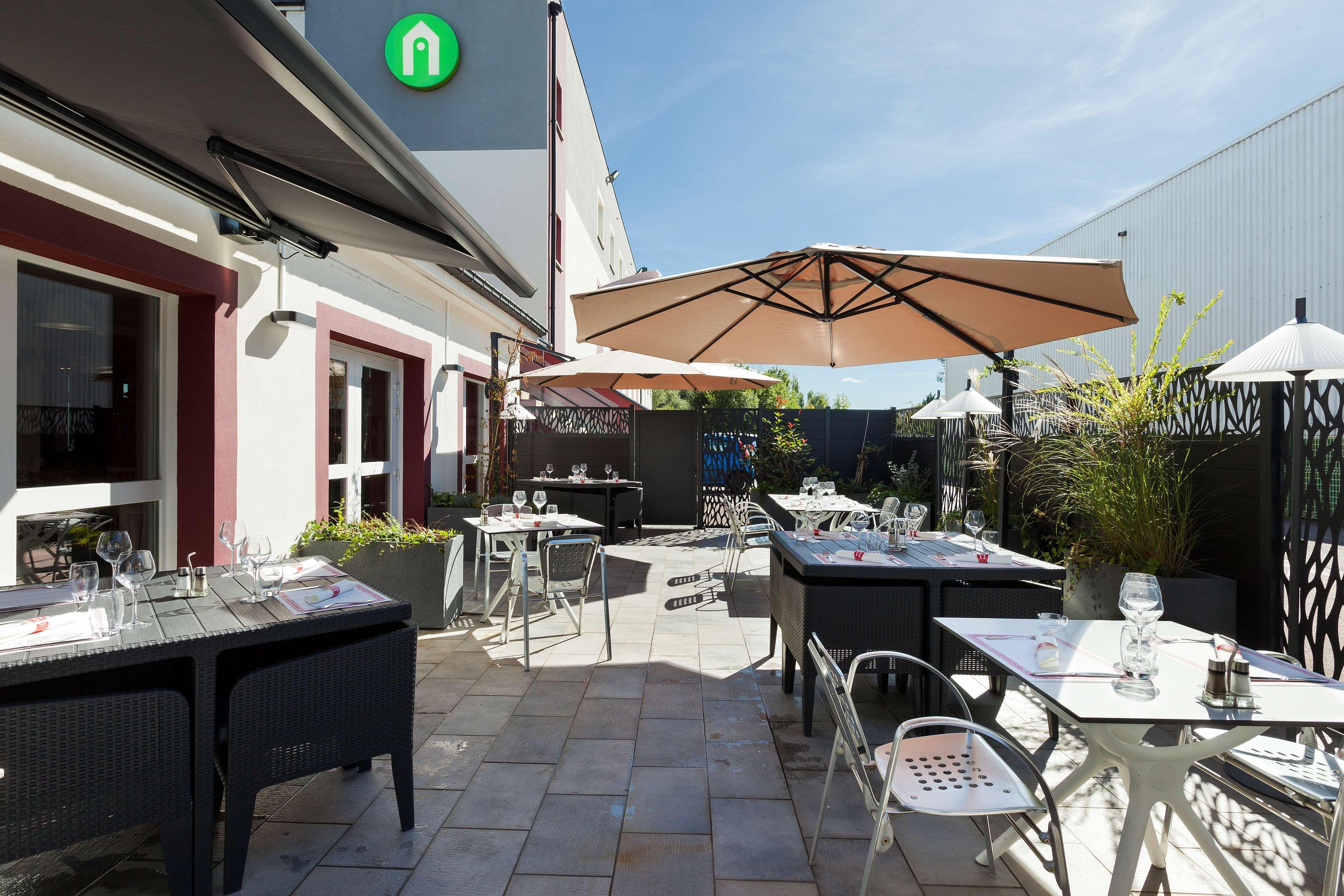 Hotel Campanile Metz Nord - Talange Esterno foto