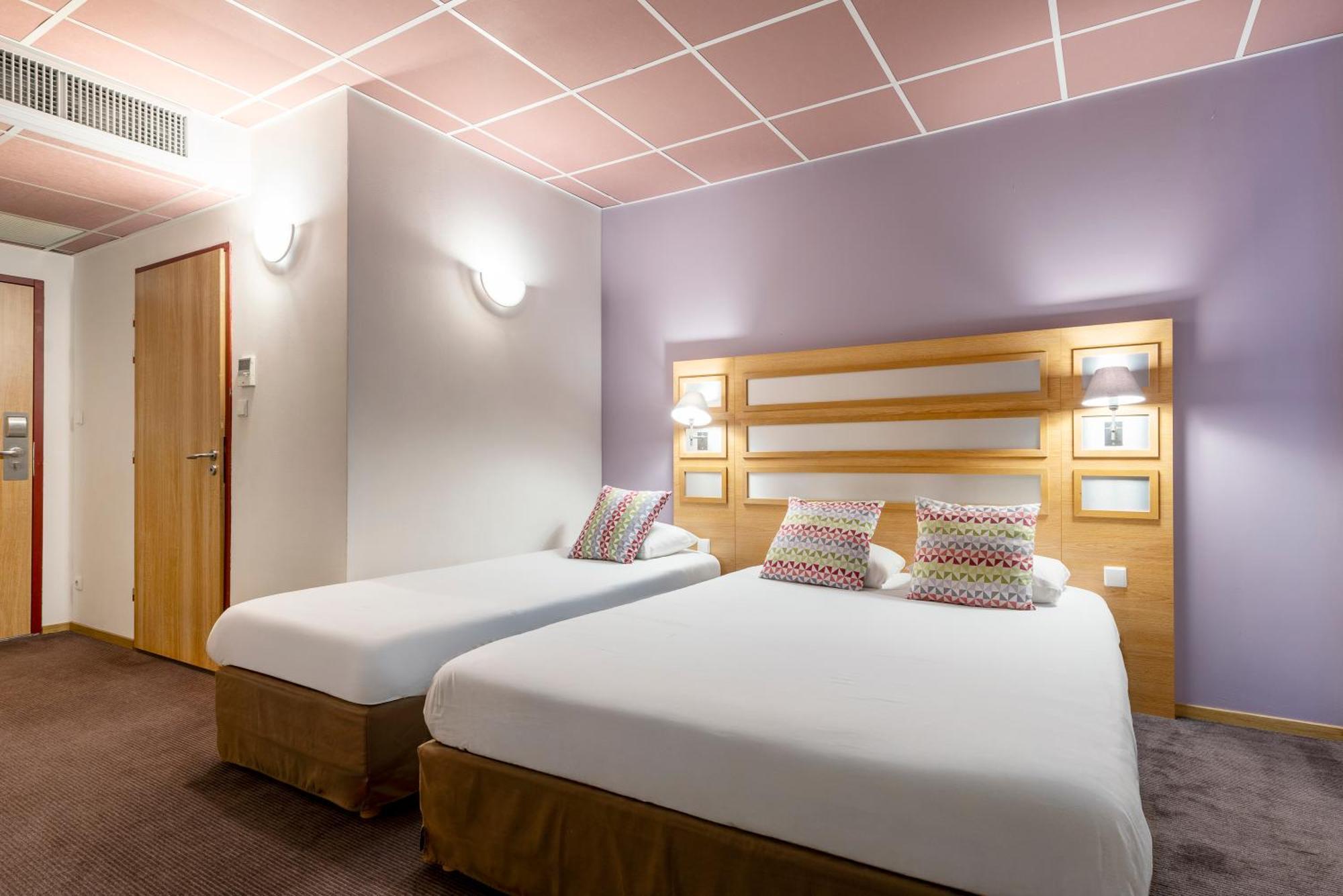 Hotel Campanile Metz Nord - Talange Esterno foto