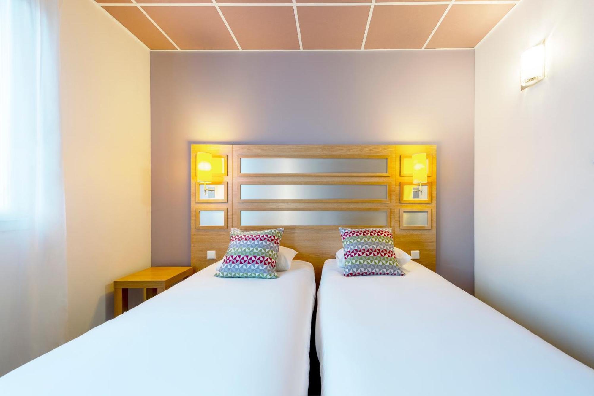 Hotel Campanile Metz Nord - Talange Esterno foto