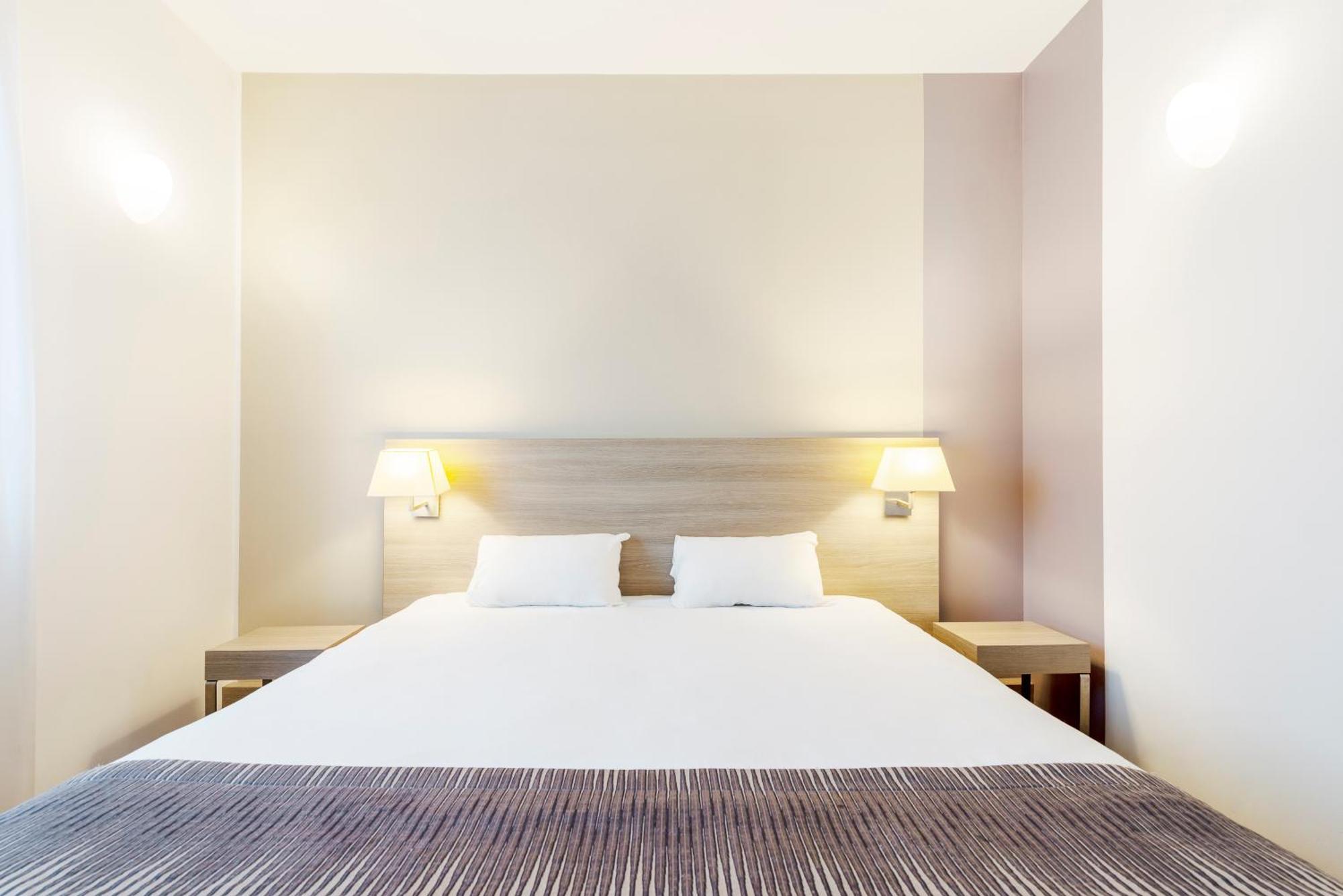 Hotel Campanile Metz Nord - Talange Esterno foto